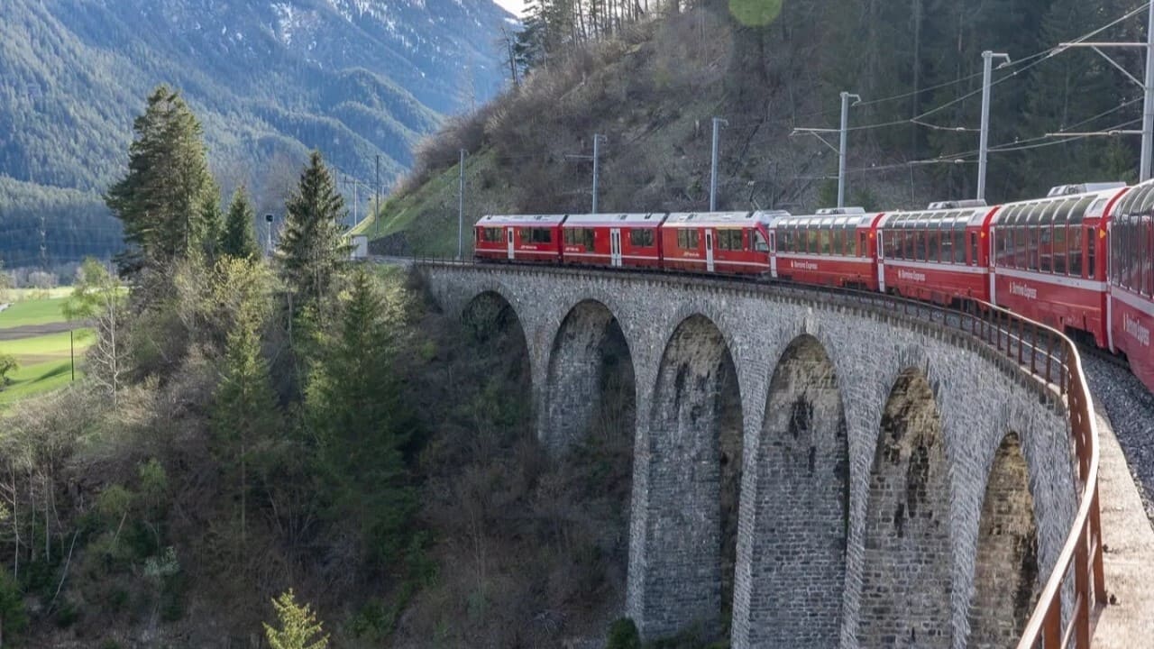 En train à travers la Suisse